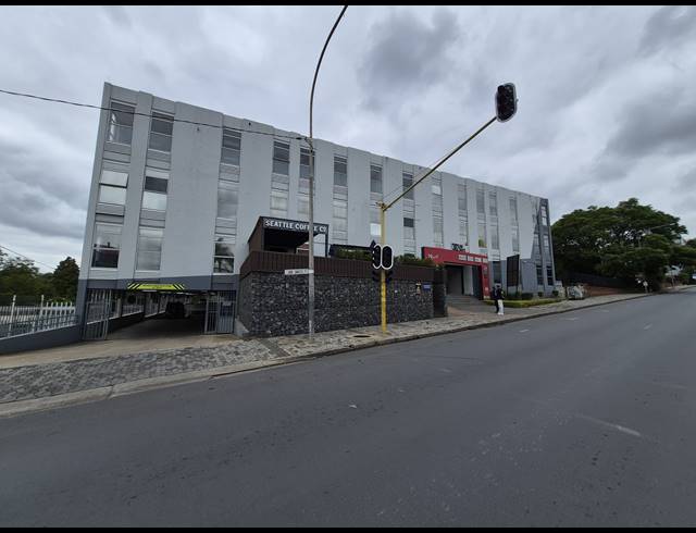 88M² OFFICE TO LET IN CRAIGHALL
